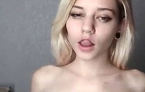 Pretty webcam slut
