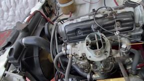 Dalilah shows us how the carburetor of the old Chevette coughs