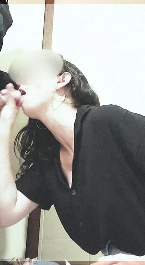 Married woman sucking coworker&#039;s cock.