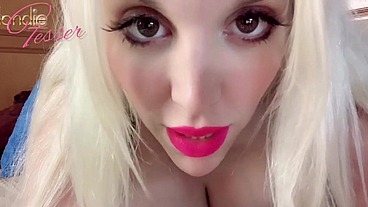DOING A FOOTJOB TO MY DILDO TALKING DIRTY IN SPANISH - BLONDIE FESSER