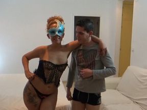 La profe Yanira y David el yogurin aprendiz, leccion basica de como comerte un coño