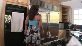 Milf Senta hot eggs and fuck.