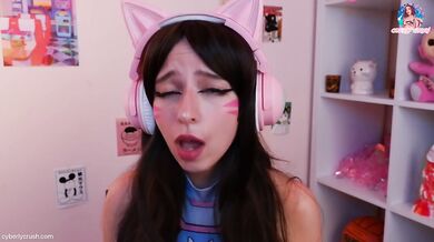 Dva Owerwatch Cosplay. Gamer Girl Ride Dildo & Sucking Cock While Playing