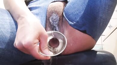 Rough vacuum pump creampie makes Asian MILF gush gallons of squirt
