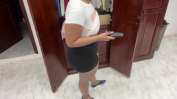 Naughty maid caught in a compromising position