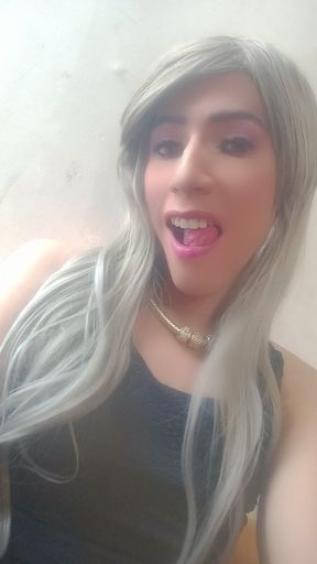 Soy una trans Colombina muy femenina de mujer