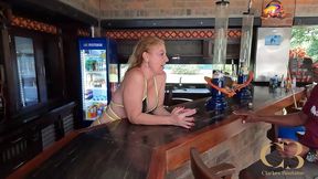 analyzing a blondelatinmom in cali