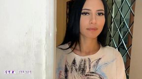 ambar prada shows her beautiful ass cleaning the kitchen