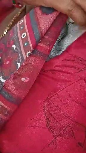 Fucking Brother-in-law with Tablet - Saree Sex -1