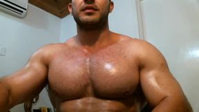 Alejandro Muscles Private Show