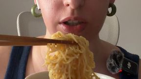 Eating Delicious Ramen ASMR 🍜