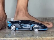 GIANT MAN CRUSHING TINY CARS / GIANT FETISH