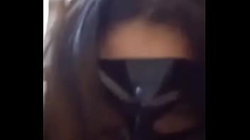 Puta casada com corno narrando a foda