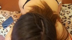 Mi hermanstra hermosa &mdash;  viene a casa me hace sexo oral y mueve su culo hermoso  LATINA BIG ASS