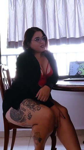 My boss fucks me after work