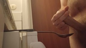 Cumming on Spoon