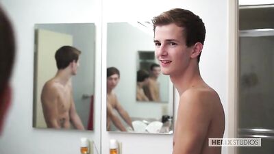 18-year-old boy, first gay experience.