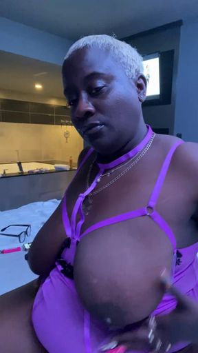 Dick suckin milf Sucking daddy off part 1