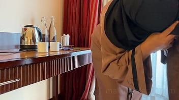 Mallu Muslim Aunty And Hotel Attender Hot Doggy Fucking Wearing Pardha, Malappuram, Kerala