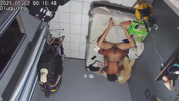 caiu na net novinha filmada por camera no quarto