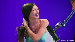 Maya Woulfe: Phone S*x, Edging, & Loving Gonzo Scenes | the Adult Time Podcast