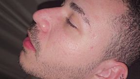 Encontrei o gostoso na academia me olhando , acabei convidando pra ir l&aacute_ em casa levar pica at&eacute_ ser leitado