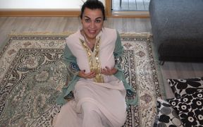 Horny Arab Stepmom Fucks 19 Years Old Stepson