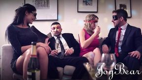 Couples swap and lick each other's snatch in raunchy foursome