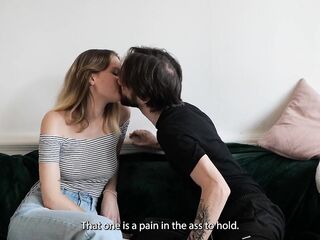 Amateur Francais - Jeu du goût, j'embrasse ma meilleure amie et je rigole avec elle (ENG SUB)