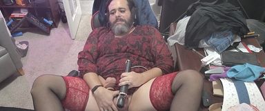 Mature crossdresser plapping and vibing locked up useless sissy clitty