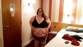 Ssbbw hotel strip on bed