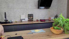 fully naked beauty cooks breakfast for you - letty black