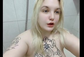 Blonde masturbate yourself in bathroom