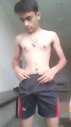 Kinky Twink Wanking and Squirting Cum