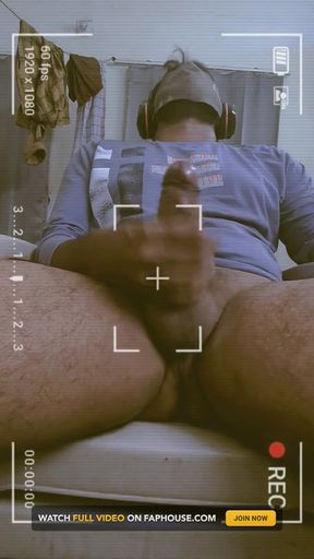 Indian College Student Strock His Cock Till Cum
