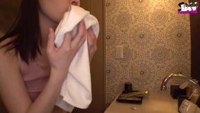 Anywhere Gulp-a Stunning Reception Muse Turns Exposure Into Her Signature Move Chapter-4