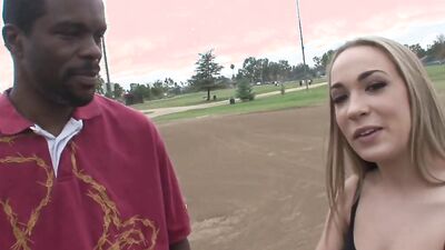 Handsome Jamie Elle is getting nailed really hard by Richard Mann