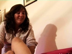Amateur super hot brunette masturbating 3 mp4