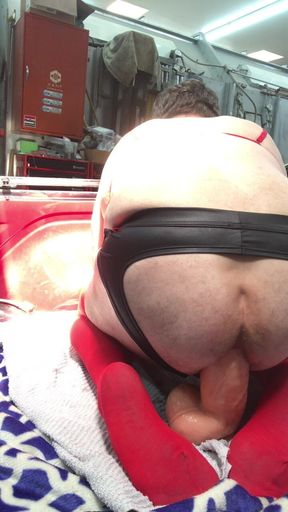 Huge Dildoes Fucking My Cunt Hard!