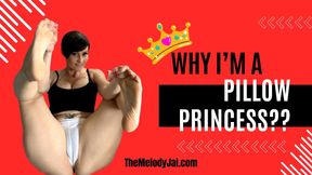 Rubbing my pussy on my pillow