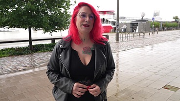 Elle fait ce qu'elle veut quand elle le veut la belle Lody, 35ans, de Bordeaux !