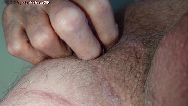 Goldschatz59 fummelt an ihrem Date