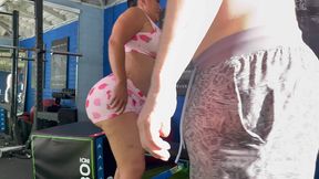 huge butt sexy latina kiara mia gym in los angeles