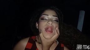 Me coge el novio de mi madrastra cuando nos quedamos solos en casa soy muy puta que lo convenzo para que me rompe mi co&ntilde_o Me coge el novio de mi madrastra cuando nos quedamos solos en casa soy