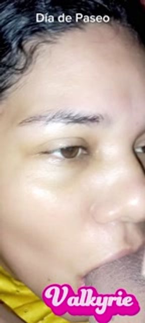 My girlfriend wants to suck and finish with a cum facial on her beautiful angel face