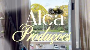 chamei o porteiro do predio pra fuder e ele nao sabia que eu tinha buceta