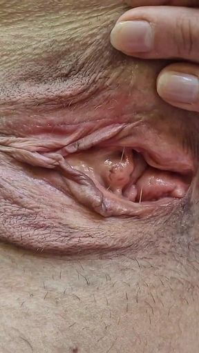 See Inside My Vagina with Cervix Show Outdoors and Pissing