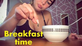 Breakfast Time - Giantess Gabriela 4k