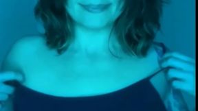 HornyMilfShowerTease