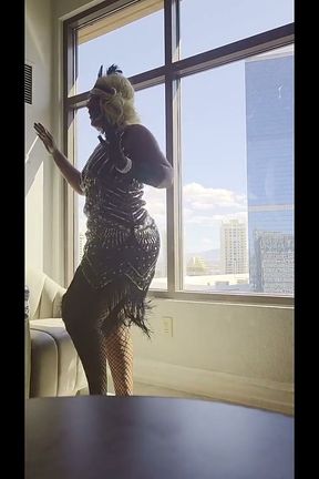 Shanice Luv Is the Happy Dancing Flapper Short Version